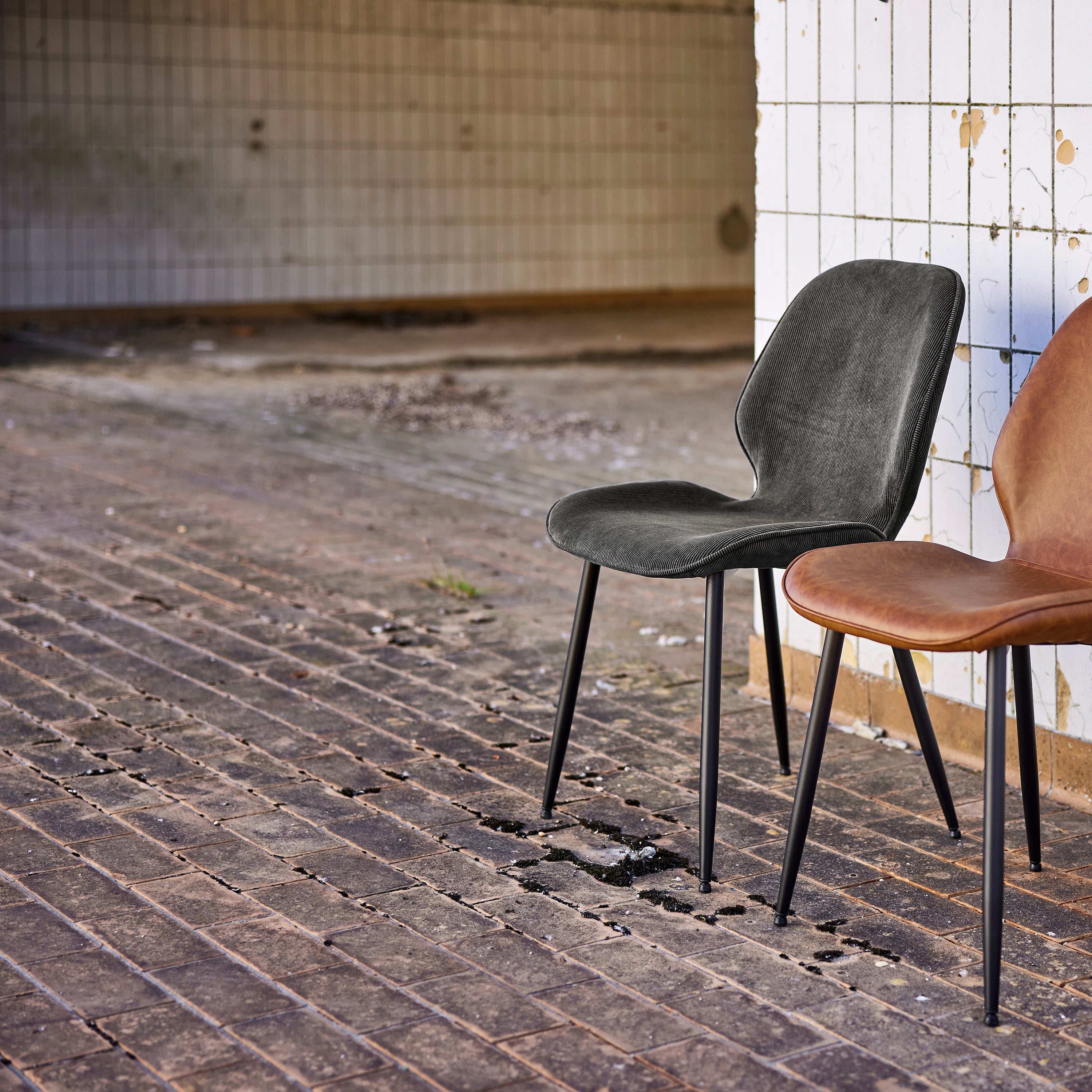 Femke Dining Chair in Anthracite Set of 4