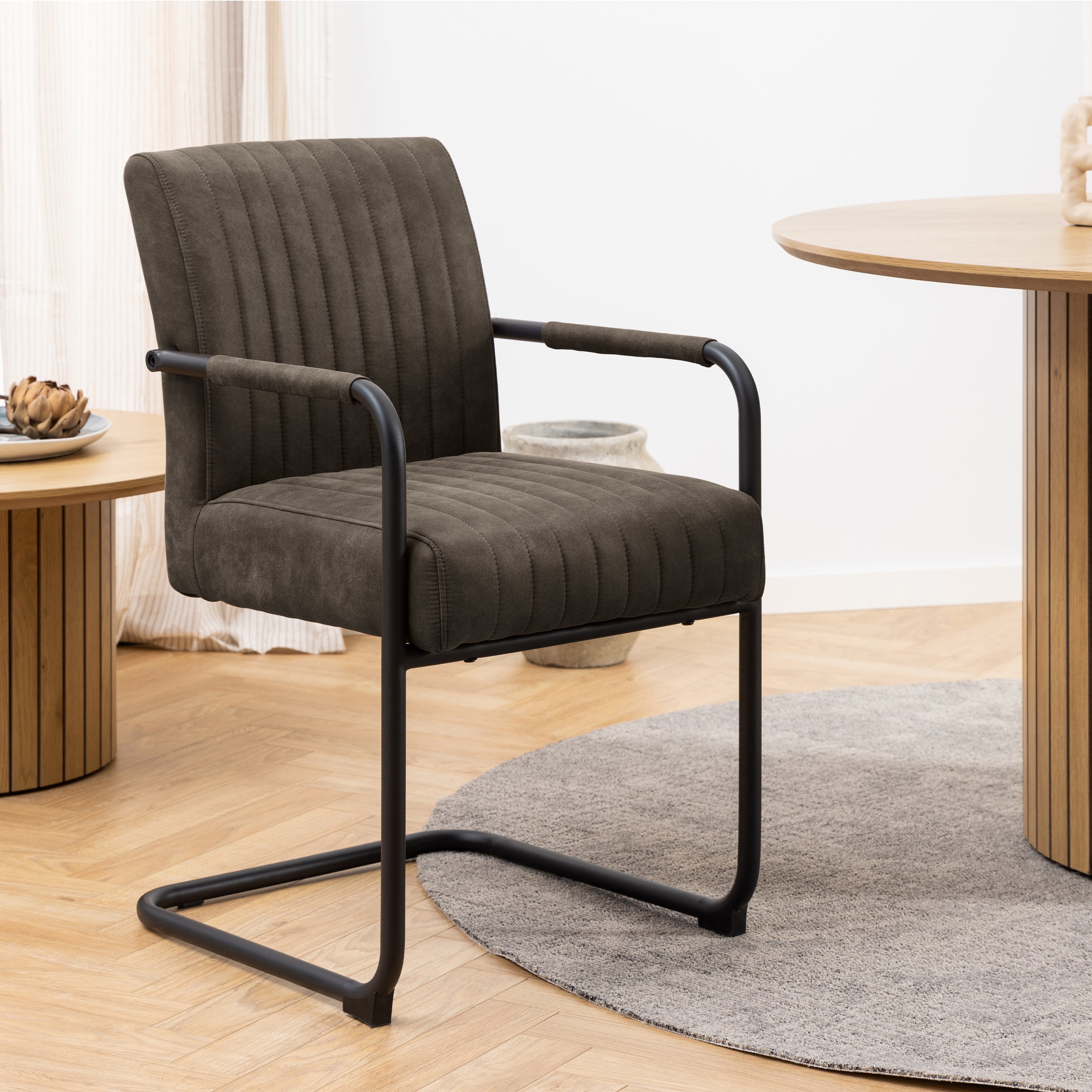 Yale Dining Table in Oak Included 4 Adele Dining Chair in Grey Fabric
